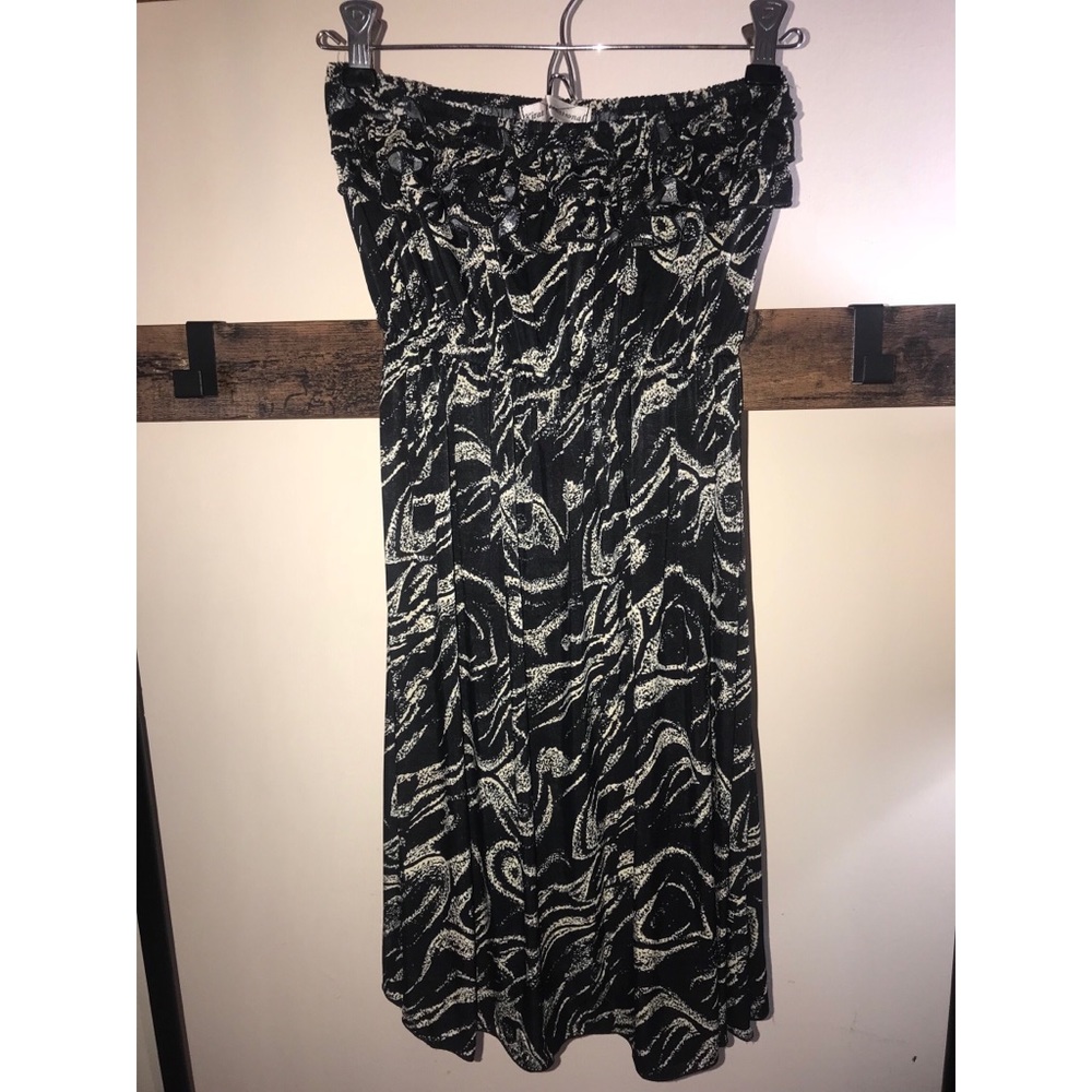 Strapless dress